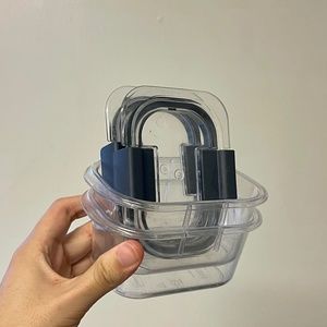 Rubbermaid Set of 2 (Two) 1.3-cup containers with lids,